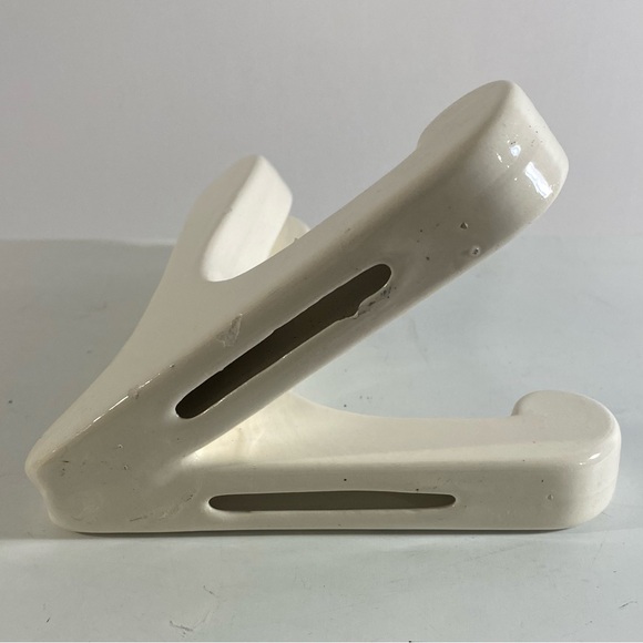 Vintage Ceramic Easel Height 8” - Picture 6 of 6